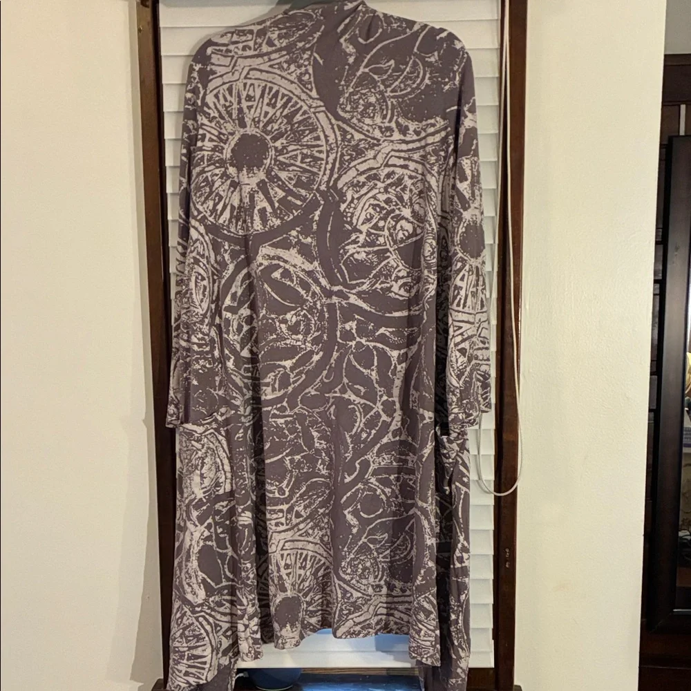 bryn Walker Gray and Cream Patterned Jacket - Picture 3 of 11